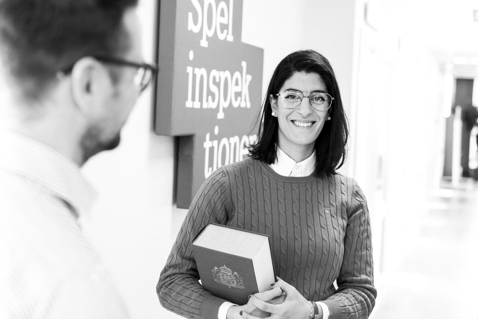 Porträtt medarbetare i verksamhet.  Foto: PerSandberg.se