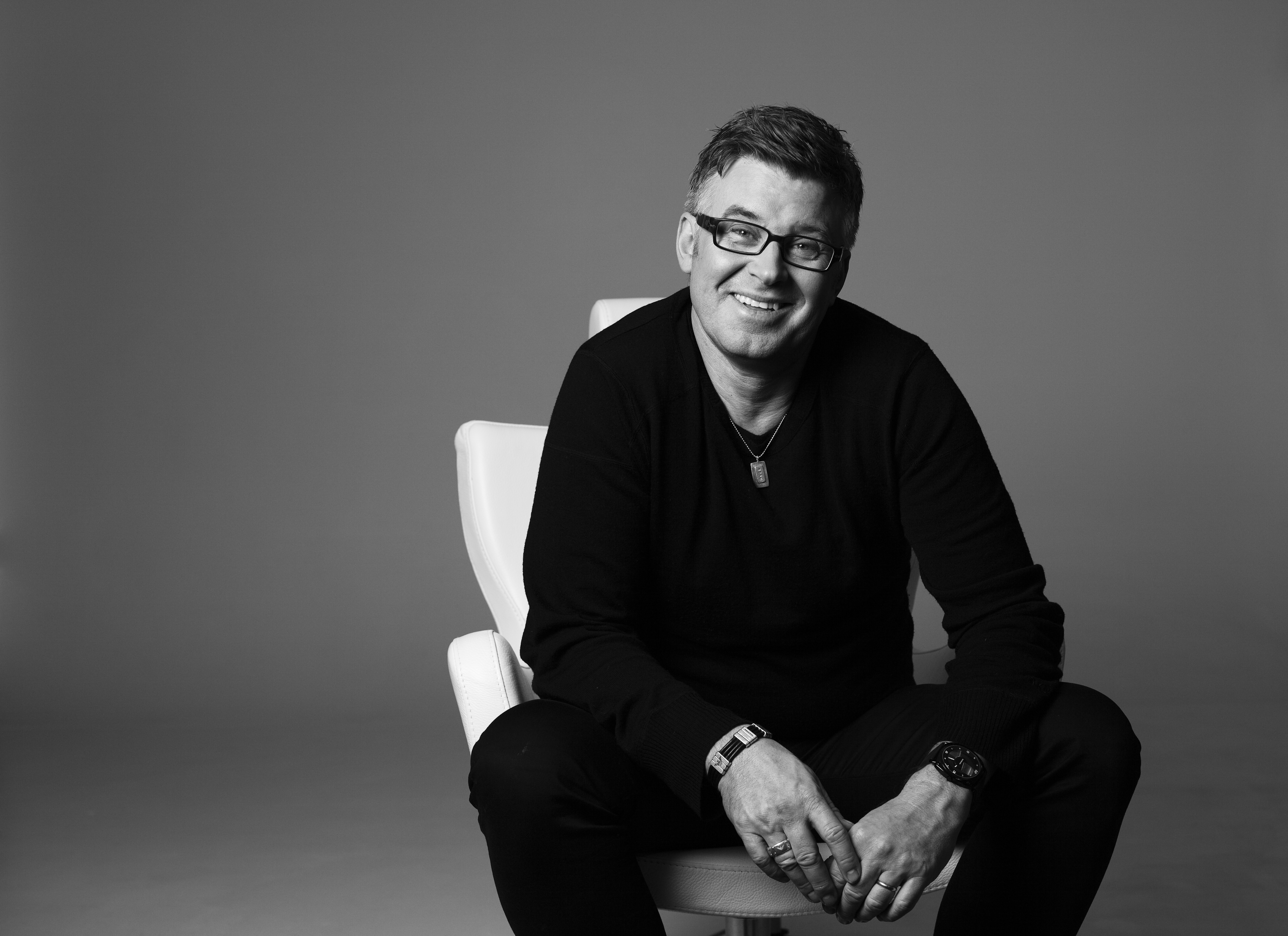 Porträtt i studio. Foto: PerSandberg.se